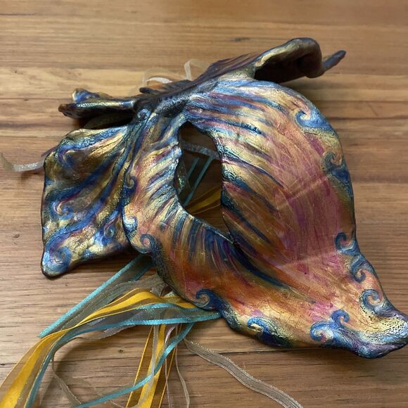 Mardi Gras Mask Butterfly Handcrafted Signed Iridescent Purple Gold - Picture 5 of 12